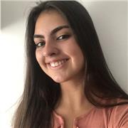 Estudiante de bachillerato humanístico ofrece clases de castellano, inglés y catalán a estudiantes de primaria